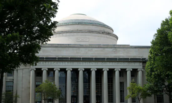 Massachusetts Institute of Technology to Waive Tuition for New, Eligible Students