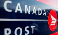 Delivery Scams on the Rise Amid Canada Post Strike, Holiday Shopping Season