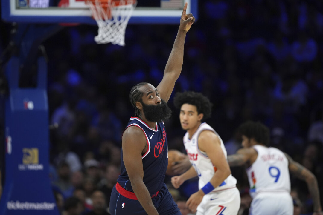 James Harden Scores 23 Points to Lead Clippers to Rout Over His Old 76ers Team, 125–99