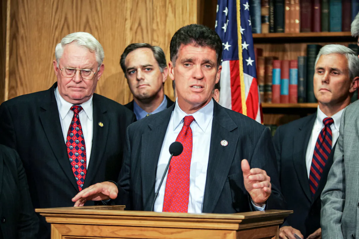 Rep. Dave Weldon (R-Fla.) speaks during a press conference in Washington on May 24, 2005. (Joe Raedle/Getty Images)