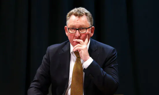 NZ’s Central Bank Gives Mortgage Payers an Early Christmas Present With Interest Rate Cut