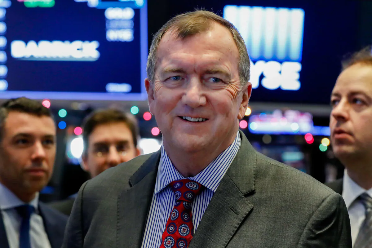 Barrick Gold Corporation President and CEO Mark Bristow visits the trading floor of the New York Stock Exchange after ringing the opening bell, on Jan. 2, 2019. (The Associated Press/Richard Drew)