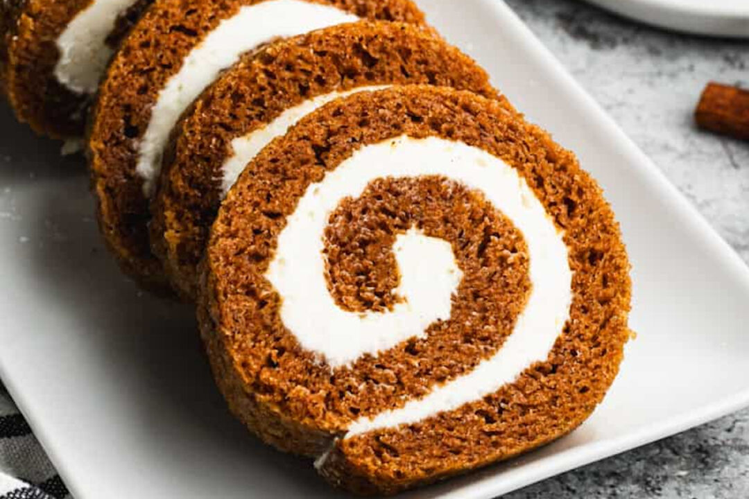 Best Pan To Make Pumpkin Roll