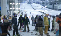 Lake-Effect Snowstorm Hits Great Lakes Region Amid Arctic Blast in Parts of US