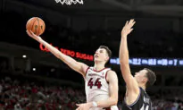 John Calipari Wins Arkansas Debut as 16th-Ranked Razorbacks Beat Lipscomb 76–60