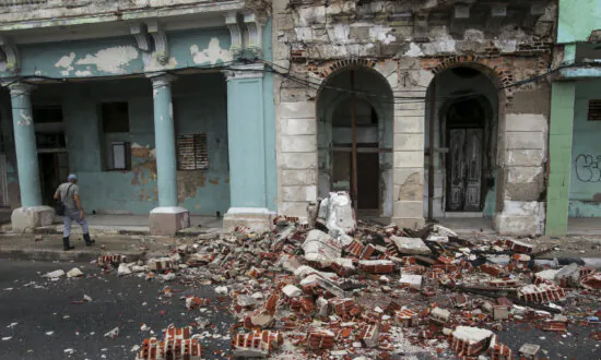 6.8 Magnitude Earthquake Shakes Cuba After Hurricanes and Blackouts