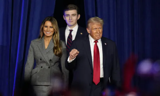 Trump Announces Golf Partner and Former Georgia Senator Will Co-chair Inaugural Committee