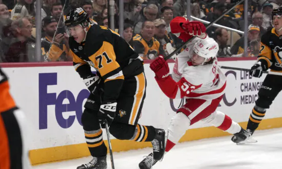 Edvinsson’s OT Winner Powers Red Wings Past Penguins 3–2