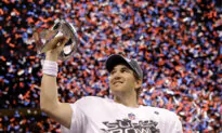 Eli Manning, Antonio Gates, Jared Allen Headline 25 Semifinalists for Football Hall of Fame