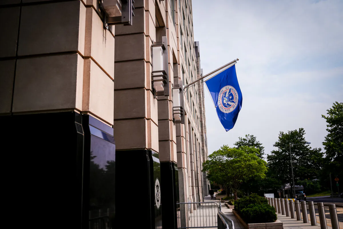 A Department of Homeland Security flag at the U.S. Immigration and Customs Enforcement building in Washington on June 28, 2023. (Madalina Vasiliu/The Epoch Times)