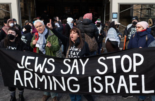 Anti-Israel Protesters Occupy Parliamentary Building