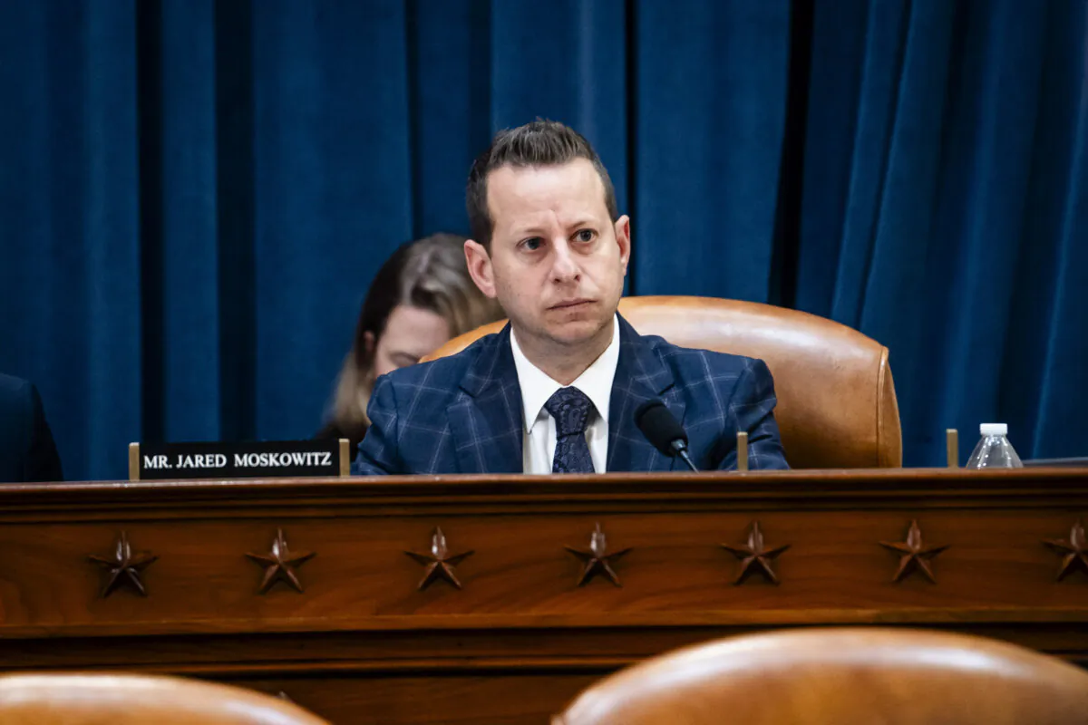 Rep. Jared Moskowitz (D-Fla.) speaks during the full task force hearing on the first assassination attempt of former President Donald Trump, in Washington on Sept. 26, 2024. (Madalina Vasiliu/The Epoch Times)