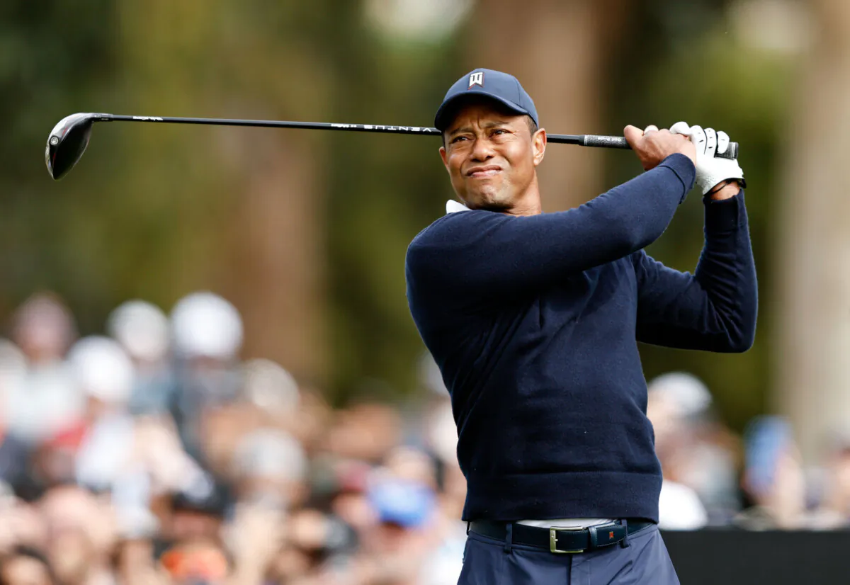 Tiger Woods of the United States plays his shot from the second tee during the first round of the The Genesis Invitational at Riviera Country Club in Pacific Palisades, Calif., on Feb. 16, 2023. (Michael Owens/Getty Images)