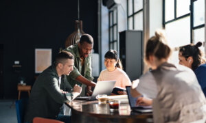 Why Teams With Vision Stay United