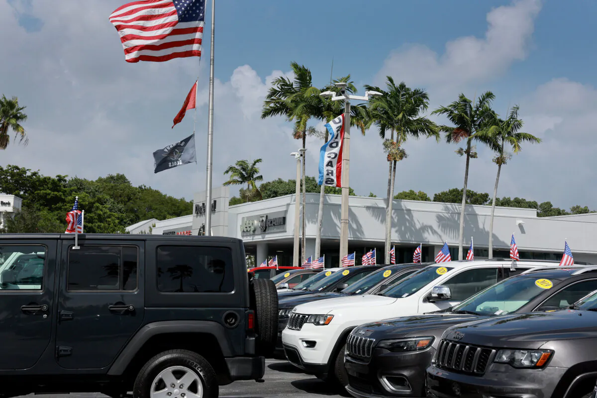 New Jeep vehicles sit on a Dodge Chrysler-Jeep Ram dealership's lot in Miami on Oct. 3, 2023. (Joe Raedle/Getty Images)