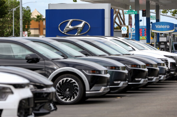 US Lowers Tariffs on South Korean Cars to 15 Percent