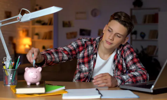 The Joys of Raising Financially Confident Teens