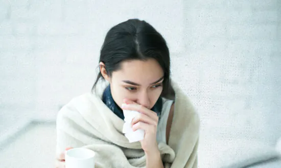 Breathe Easy: 5 Traditional Ways to Ease Sinus Congestion