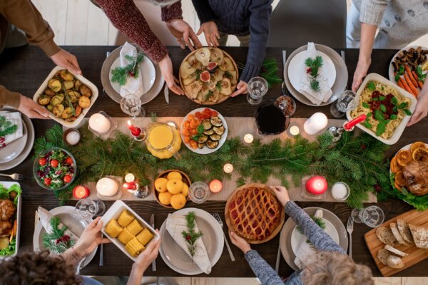 Experts: 4 Ways to Savor the Season and Avoid Digestive Drama