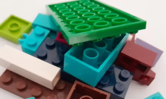 LEGO Helps Break Down Boundaries Between Midwifery and Medical Students