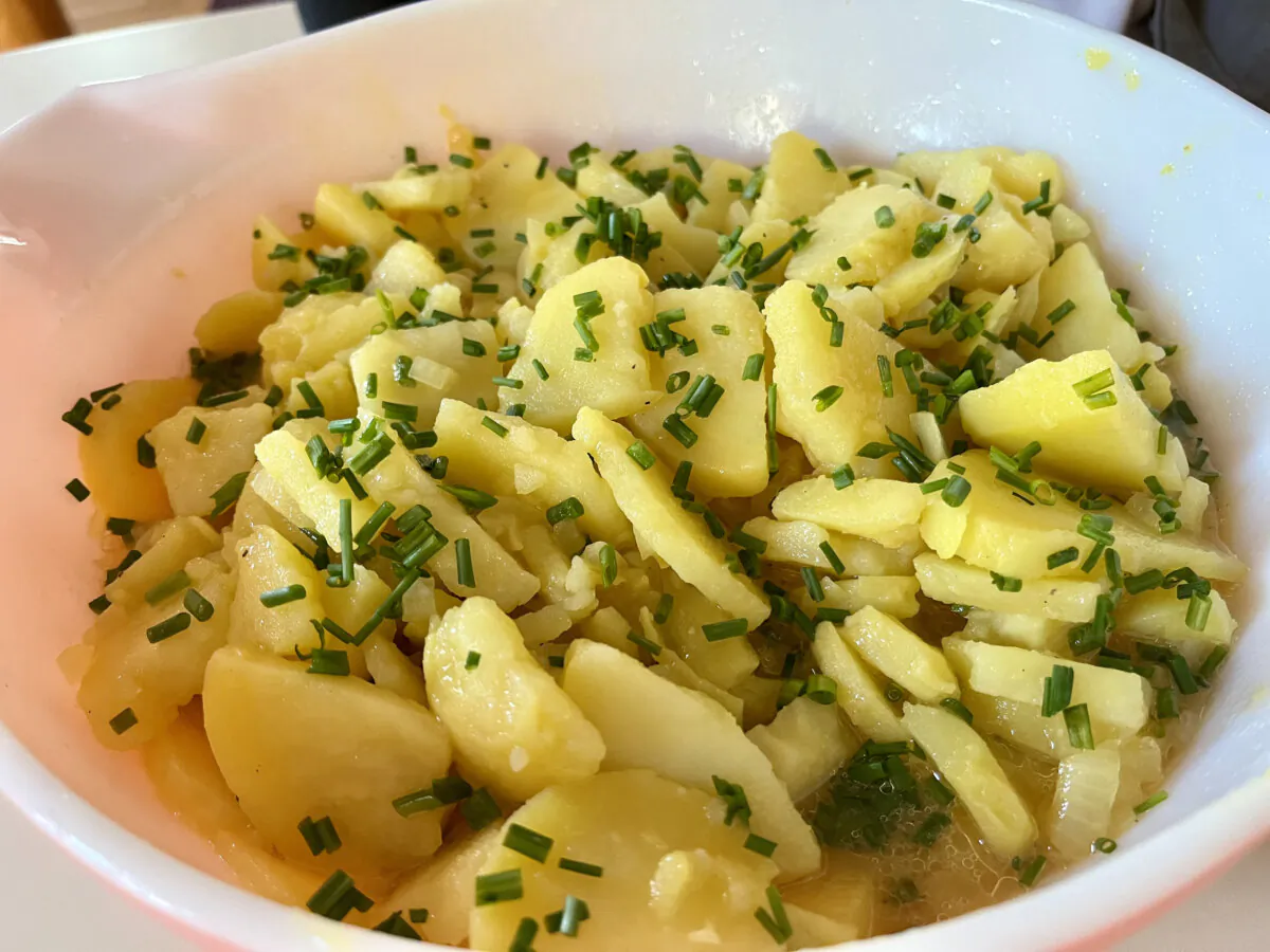 Southern German potato salad doesn't rely on bacon for flavor. (Jess Fleming/Pioneer Press/TNS)