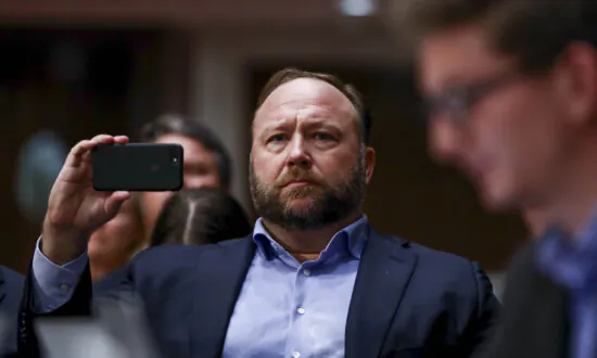 The Onion’s $1.75 Million Offer Faces Legal Scrutiny in Alex Jones Bankruptcy Case