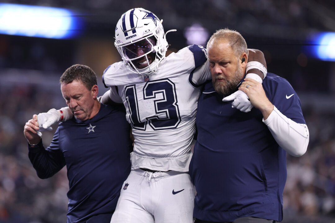 Cowboys’ Overshown Severely Injures Knee, Could Miss Entire 2025 Season