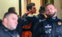 Suspect in UnitedHealthcare CEO Killing Fights Extradition to New York