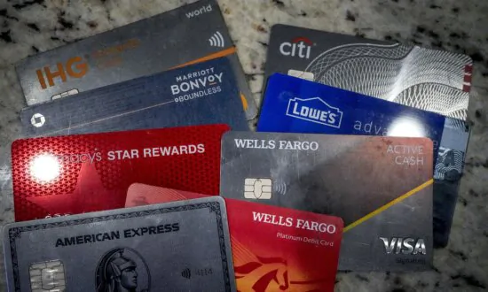 Government to Limit Bank Overdraft Fees