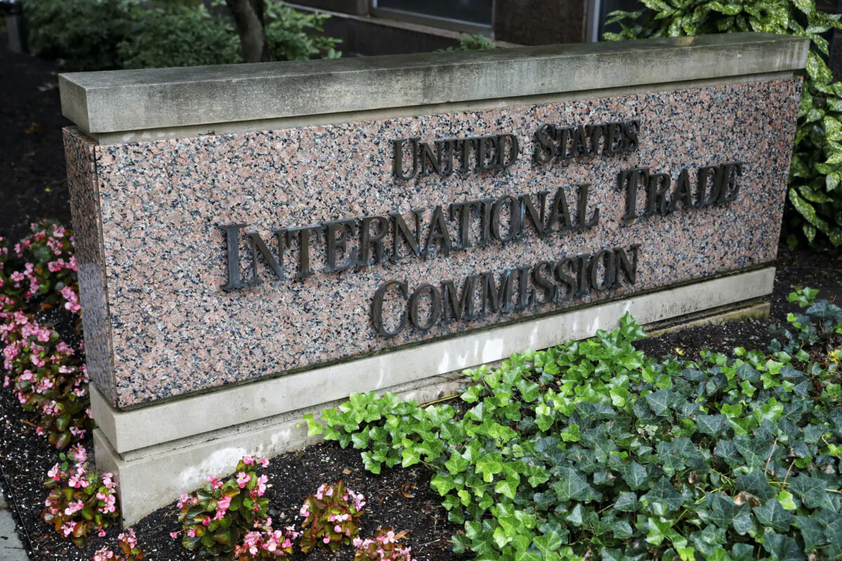 Signage is seen outside of the U.S. International Trade Commission in Washington, on Aug. 31, 2020. (Andrew Kelly/Reuters)