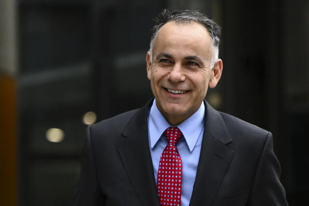 Victorian Opposition leader John Pesutto leaves the Federal Court of Australia in Melbourne, on Sept. 20, 2024. (AAP Image/Joel Carrett)
