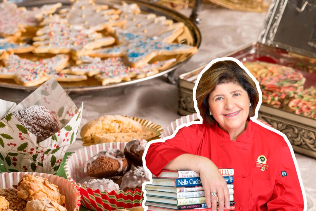 This Italian Chef Bakes 20 Different Kinds of Cookies Every Christmas. She Revealed Her Secrets for Success