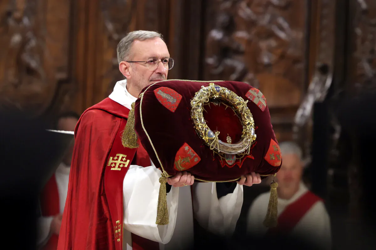 The Crown of Thorns is presented to the congregation during a ceremony marking the return of the Crown of Thorns relic to Notre Dame Cathedra in Paris on Dec. 13, 2024. (Pascal Le Segretain/Getty Images)