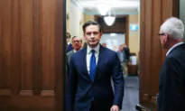 Poilievre Calls for Confidence Vote on Liberal Mini-Budget on Same Day as Freeland Resignation
