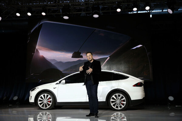 China Resident Steals Tesla Trade Secrets | Business Matters (Dec. 17)