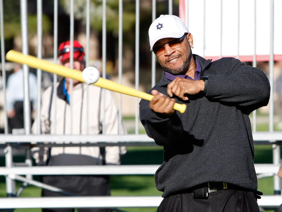 Gary Sheffield hits Wiffle ball pitches from former pitcher Greg Maddux during the 2009 Maddux Harmon Celebrity Invitational at the Spanish Trail Golf and Country Club in Las Vegas on Oct. 26, 2009.  (Ethan Miller/Getty Images)