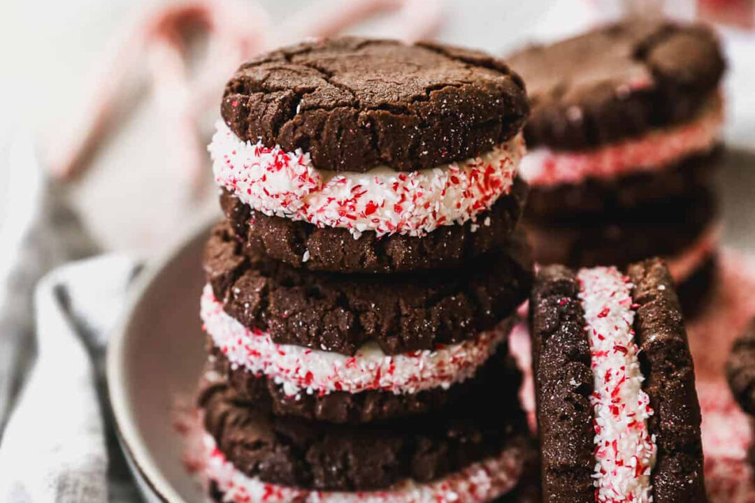 Peppermint Sandwich Cookies