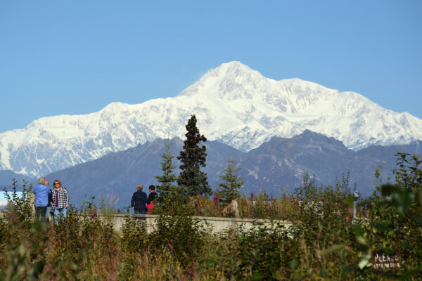 Trump Promises to Rename Tallest US Mountain