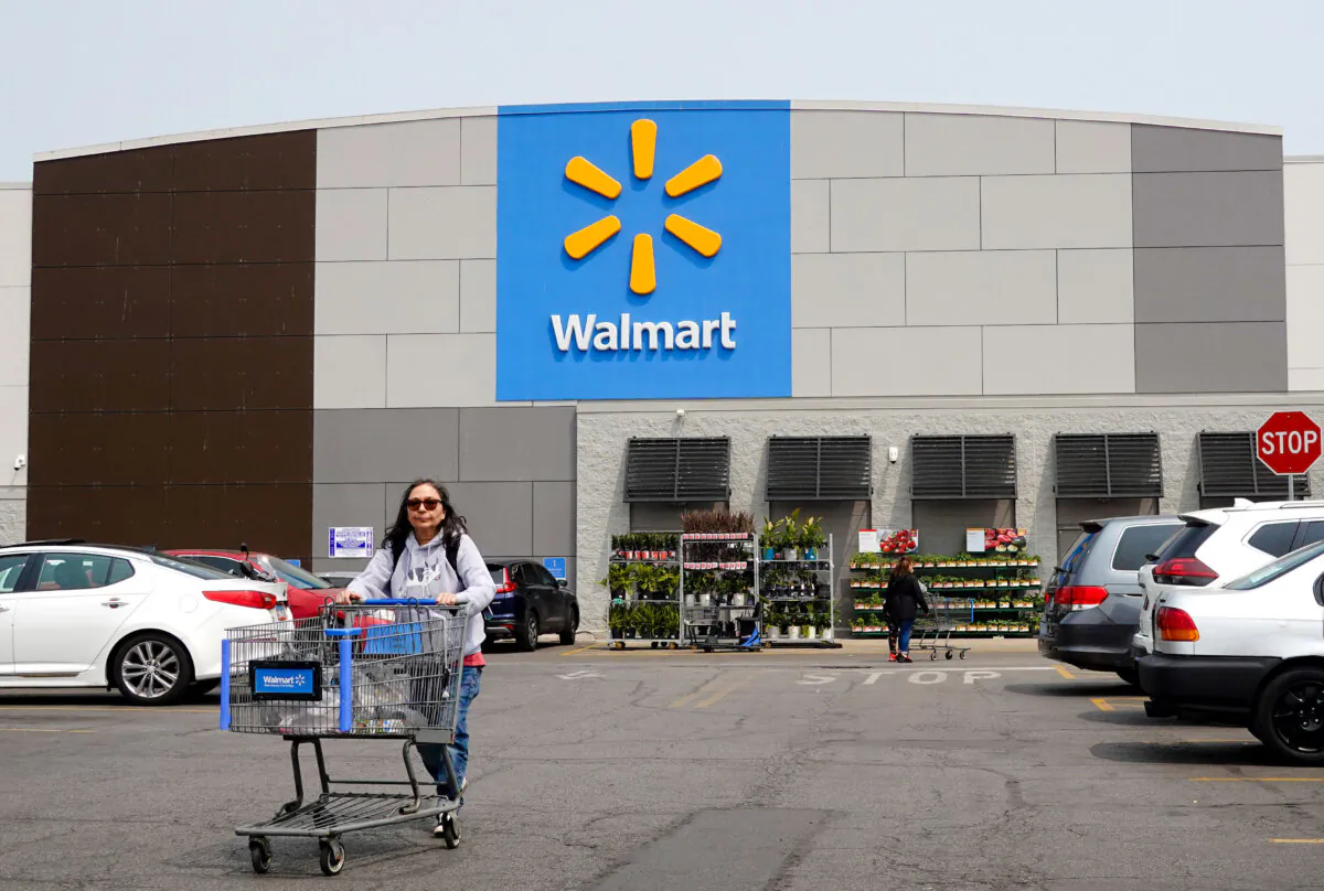Customers shop at a Walmart store in Chicago on May 18, 2023. (Scott Olson/Getty Images)