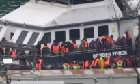 Over 450 Illegal Immigrants Cross Channel on Christmas Day