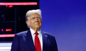 Trump Expresses Support for H-1B Visas; Putin Apologizes Over Azerbaijan Airlines Crash