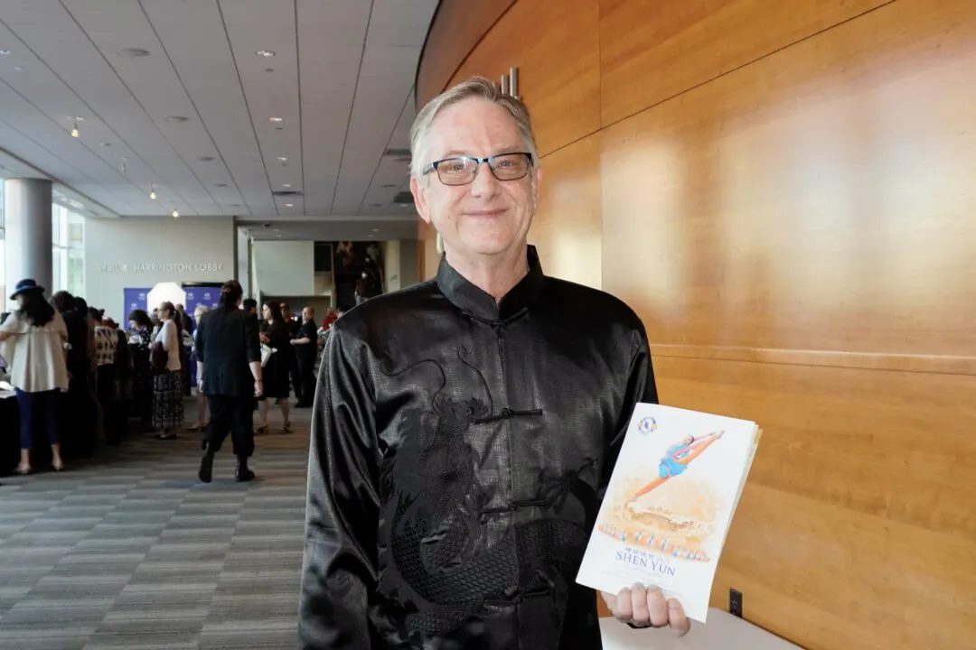 Sam Pearce enjoyed Shen Yun at the Long Center for the Performing Arts in Austin on Dec. 28, 2024. (Nancy Ma/The Epoch Times)