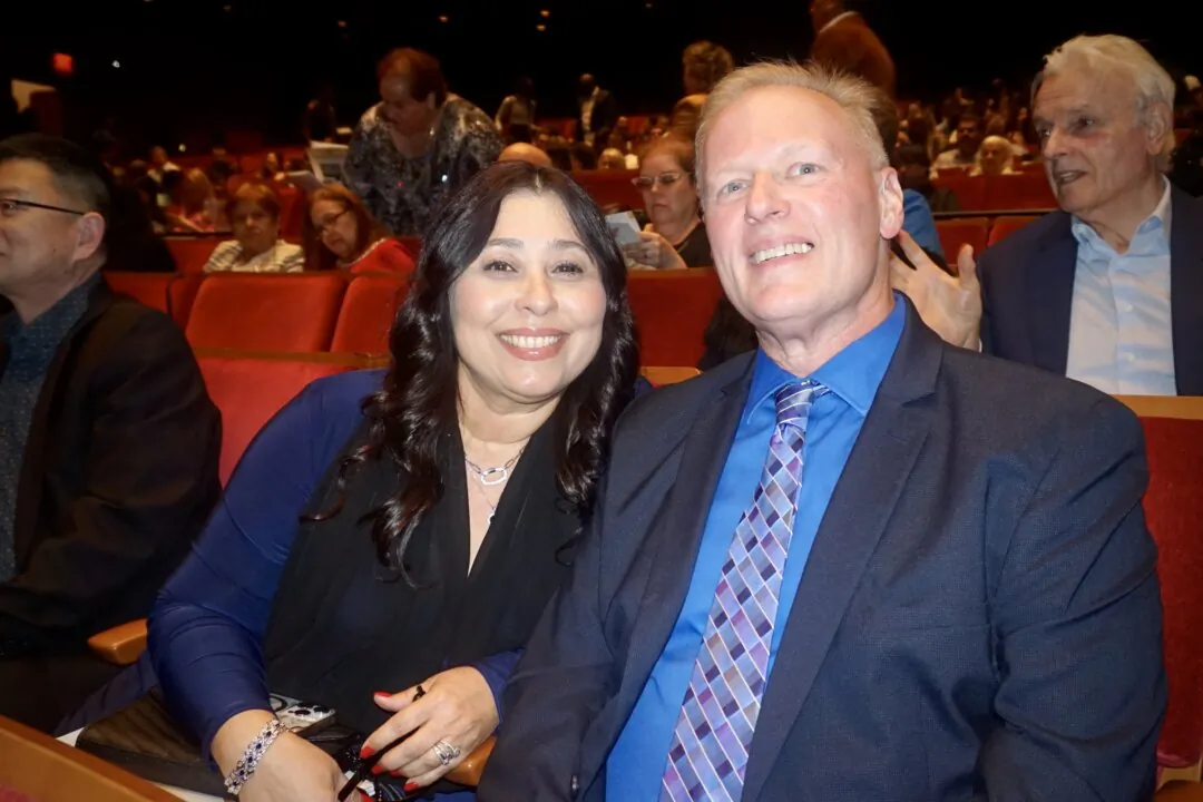 Shen Yun at the Jones Hall for the Performing Arts in Houston, Texas, on Dec. 28, 2024. (Yeawen Hong/The Epoch Times)