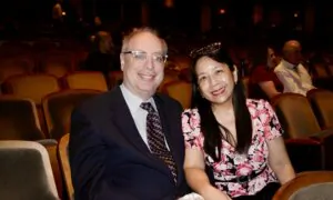 Shen Yun’s Music ‘Gives a Lot of Harmony and Peacefulness,’ Says Company Owner