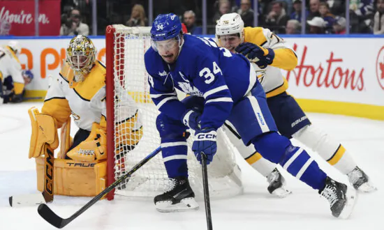 Auston Matthews Scores Twice as Toronto Downs Nashville 3–2