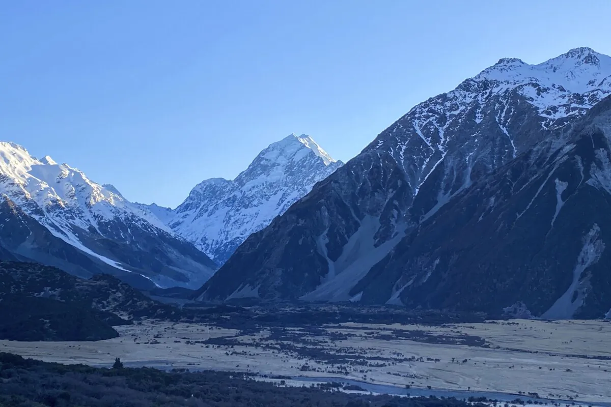 New Zealand's highest peak, Aoraki, centre, is seen in the Aoraki/Mount Cook National Park, on Aug. 17, 2020. (Mark Baker/AP Photo)