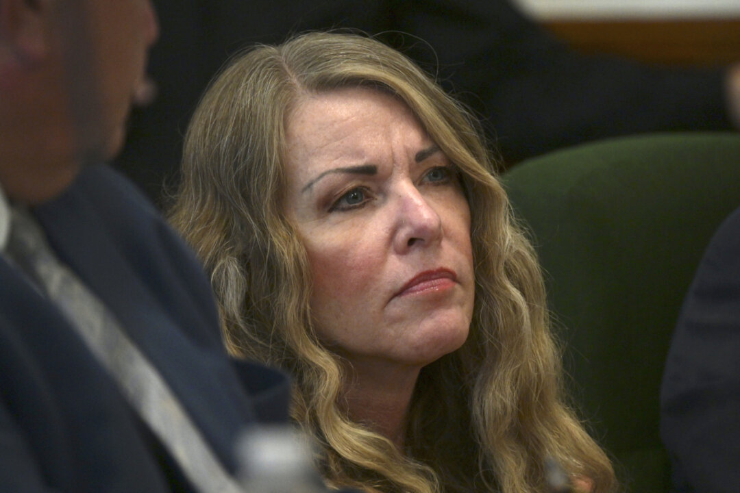 Lori Vallow, Who Conspired to Kill Her 2 Children, Can Be Tried in Death of Her Estranged Husband