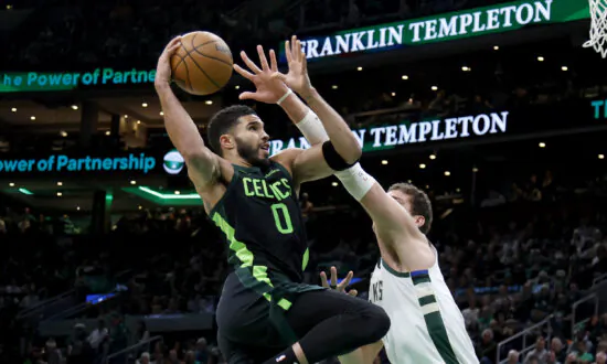 Jayson Tatum Scores 34, Celtics Beat Bucks 111-105 to Spoil Khris Middleton’s Season Debut