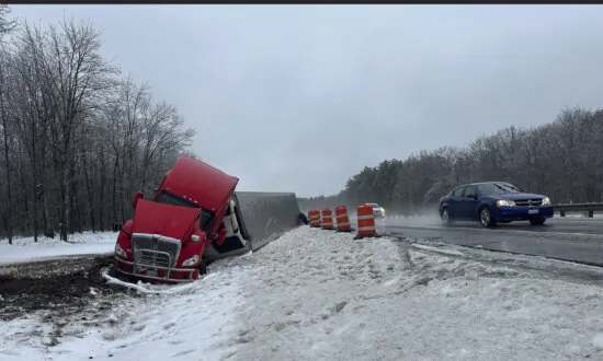 East Coast Storm Makes a Mess at Ski Resorts as Strong Winds Cause Power Outages