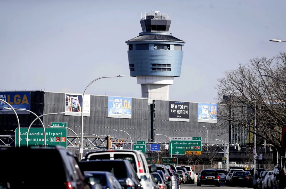 The air traffic control tower at LaGuardia Airport in New York on Jan. 25, 2019. (Julio Cortez/AP Photo)